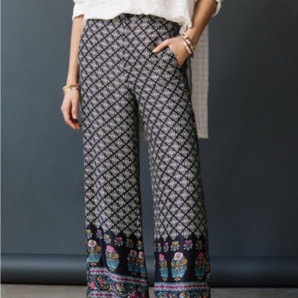 Anthropologie sz 10 silky Wide-Leg Pants, with pockets